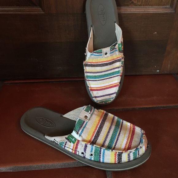 Sanuk Womens Canvas Slip On Mules Sz 8 